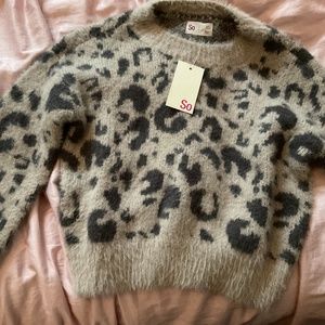 I am selling a cheetah print sweater!